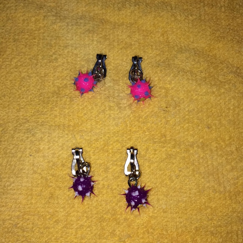Dangle earing